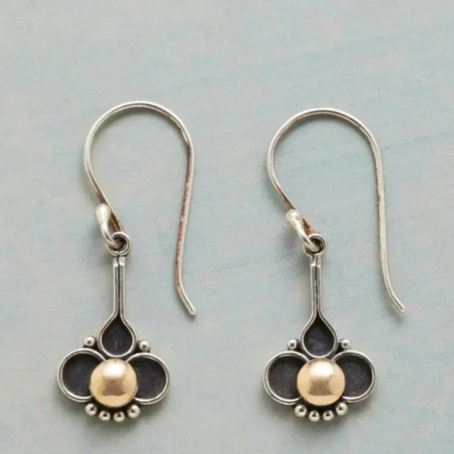 Avalon – Boho Clover Pearl Silver Earrings