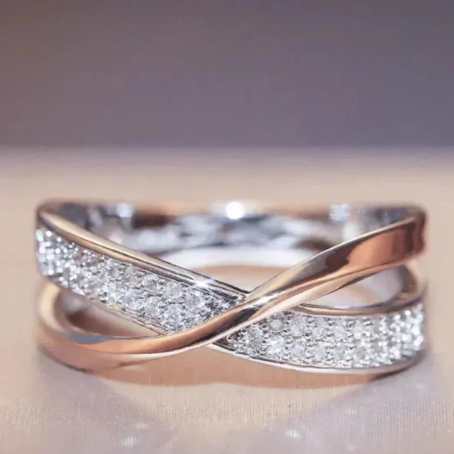 Grace – Vintage Gold Woven Zirconia Silver Ring